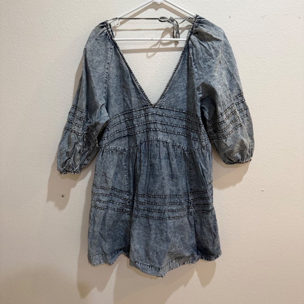 Free People Blue Acid Wash Denim Mini Dress Boho V-Neck L OB1033617